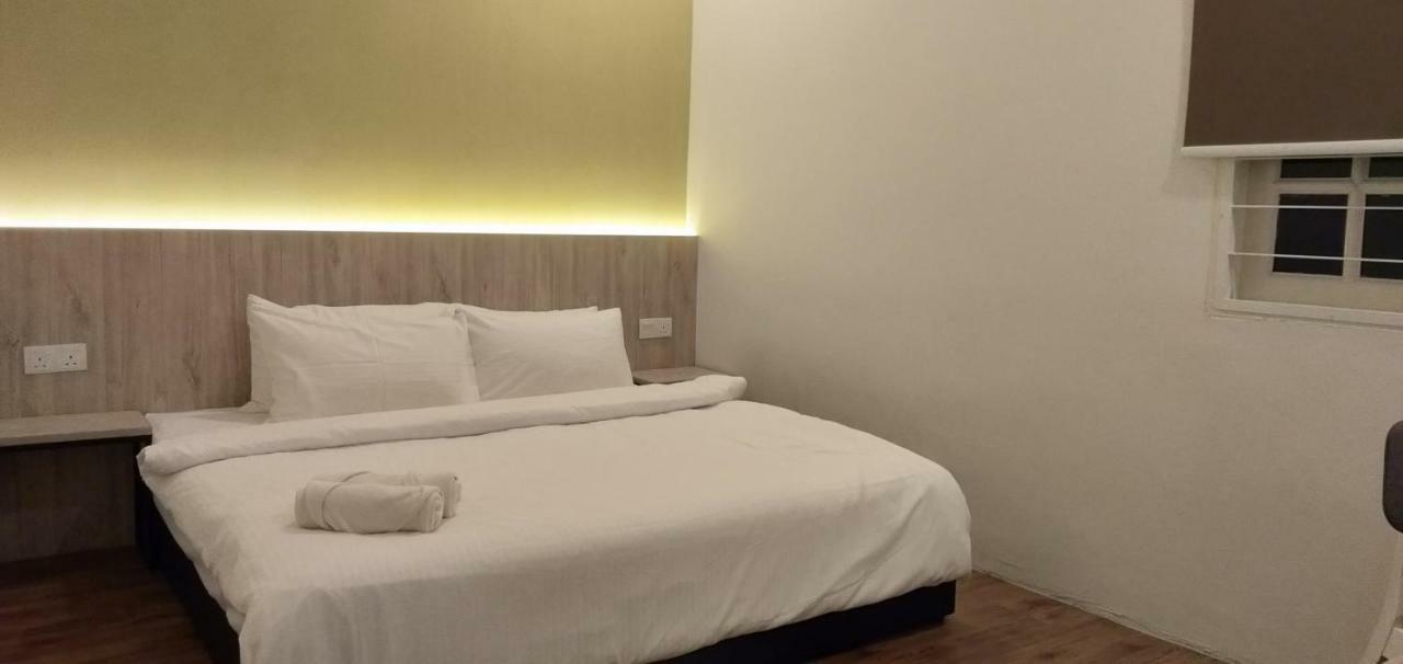 The Wood Boutique Hotel Muar Phòng bức ảnh